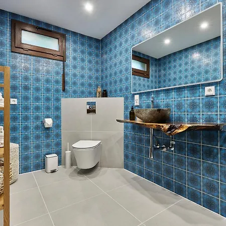 Haus28 - Modernes A-frame Im Wald 度假居 Grattersdorf