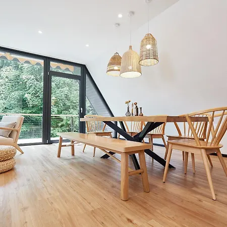 度假居 Haus28 - Modernes A-frame Im Wald Grattersdorf